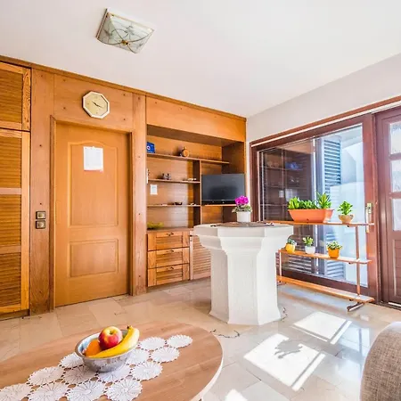 Apartments Grand & Plav In Krk Krk Town Zewnętrze zdjęcie