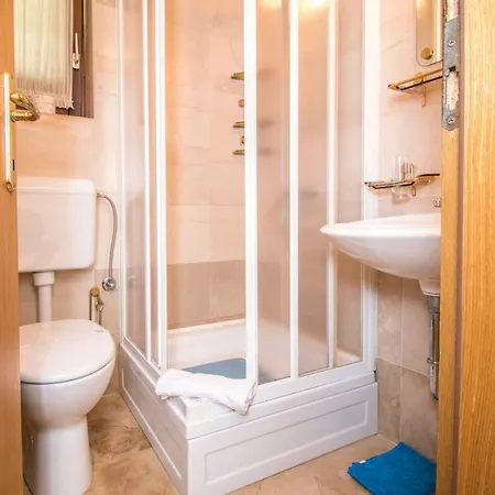 Apartments Grand & Plav In Krk Krk Town Zewnętrze zdjęcie