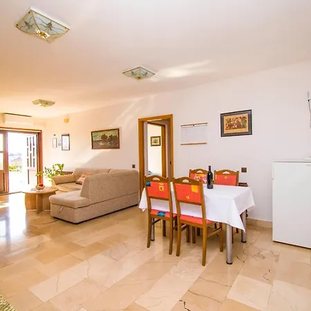 Apartments Grand & Plav In Krk Krk Town Zewnętrze zdjęcie