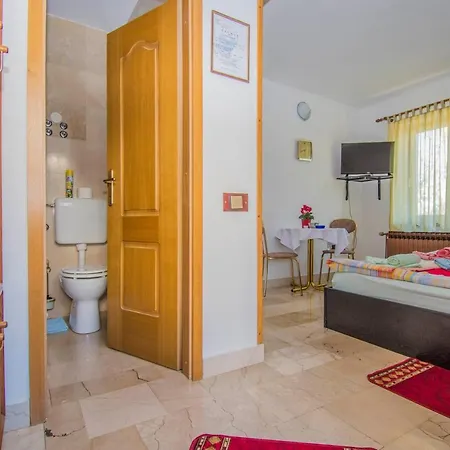 Apartments Grand & Plav In Krk Krk Town Zewnętrze zdjęcie