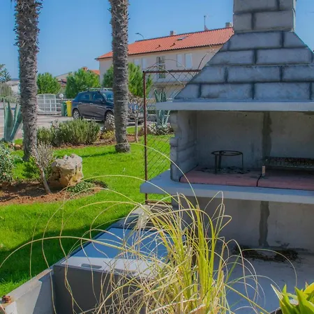 Apartments Grand & Plav In Krk Krk Town Zewnętrze zdjęcie