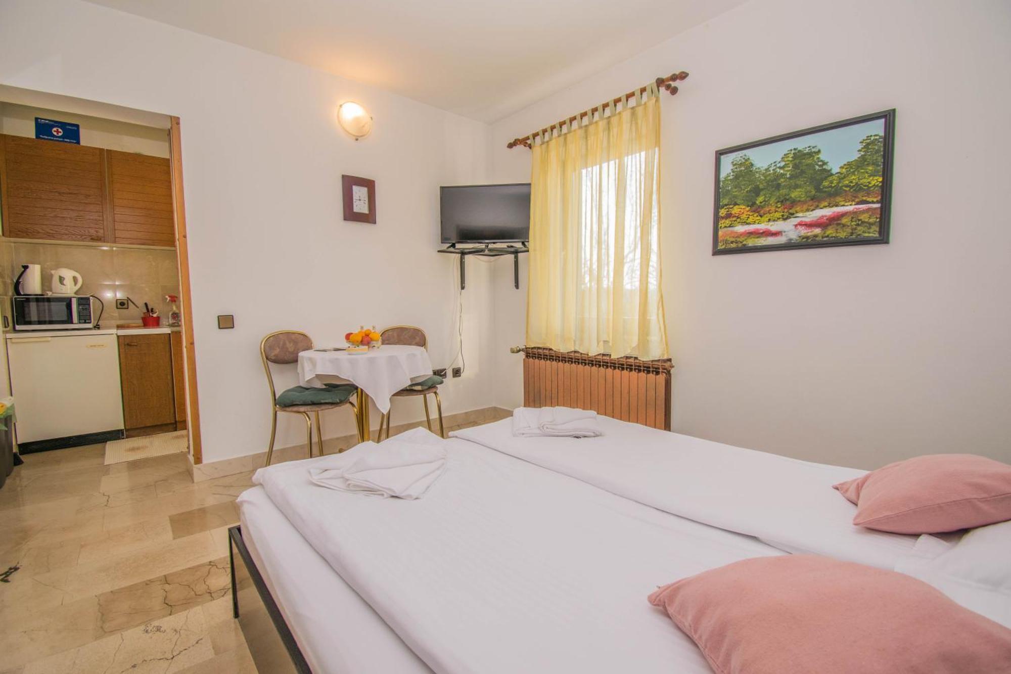 Grand & Plav In Krk Apartment *